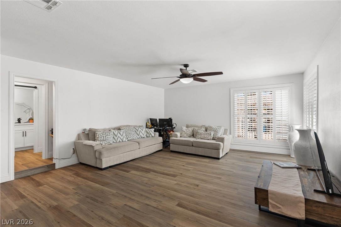 1132 Eastridge Way Las Vegas NV 89110
