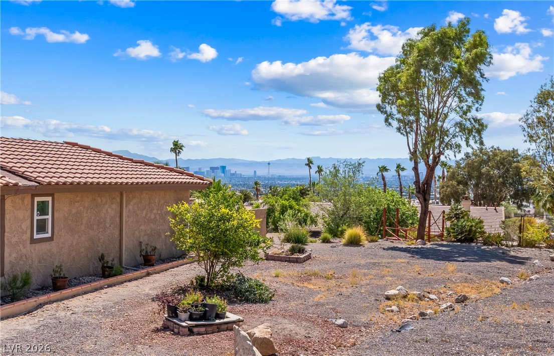 1132 Eastridge Way Las Vegas NV 89110