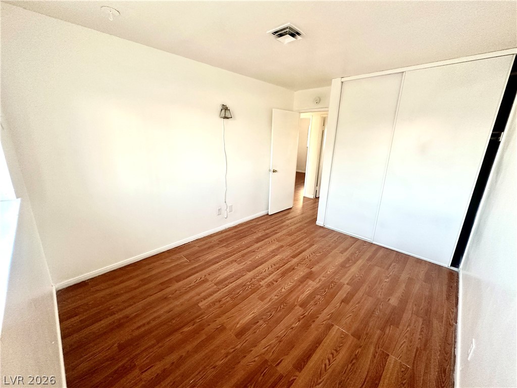 4694 Dennis Way Las Vegas NV 89121