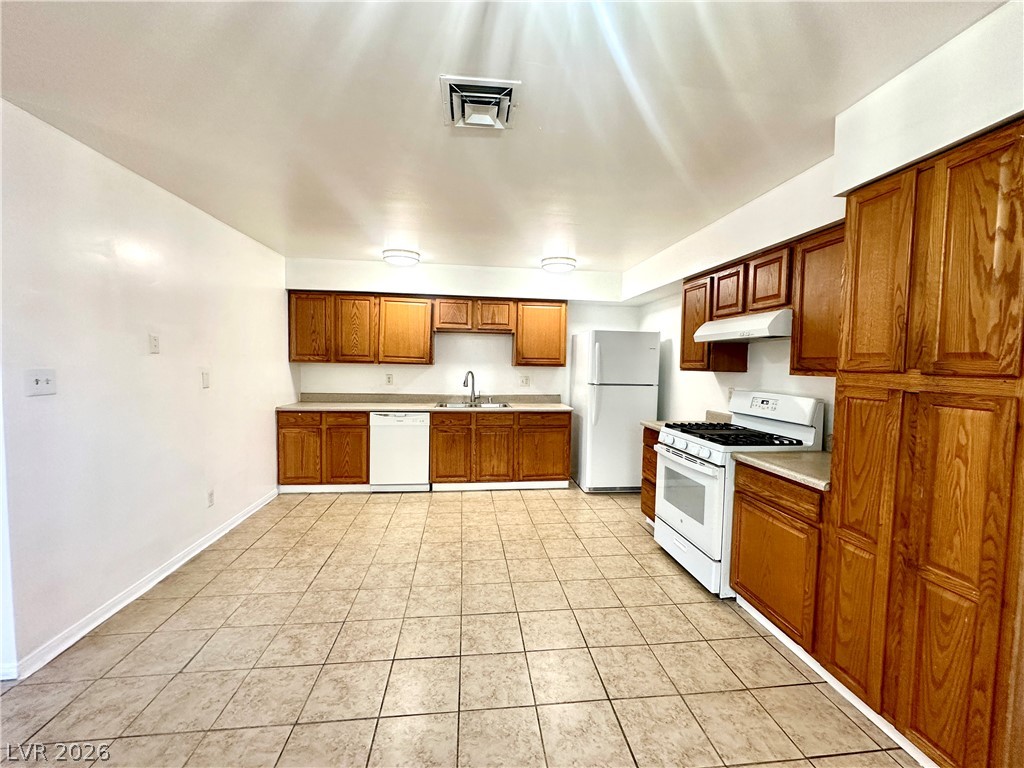 4694 Dennis Way Las Vegas NV 89121