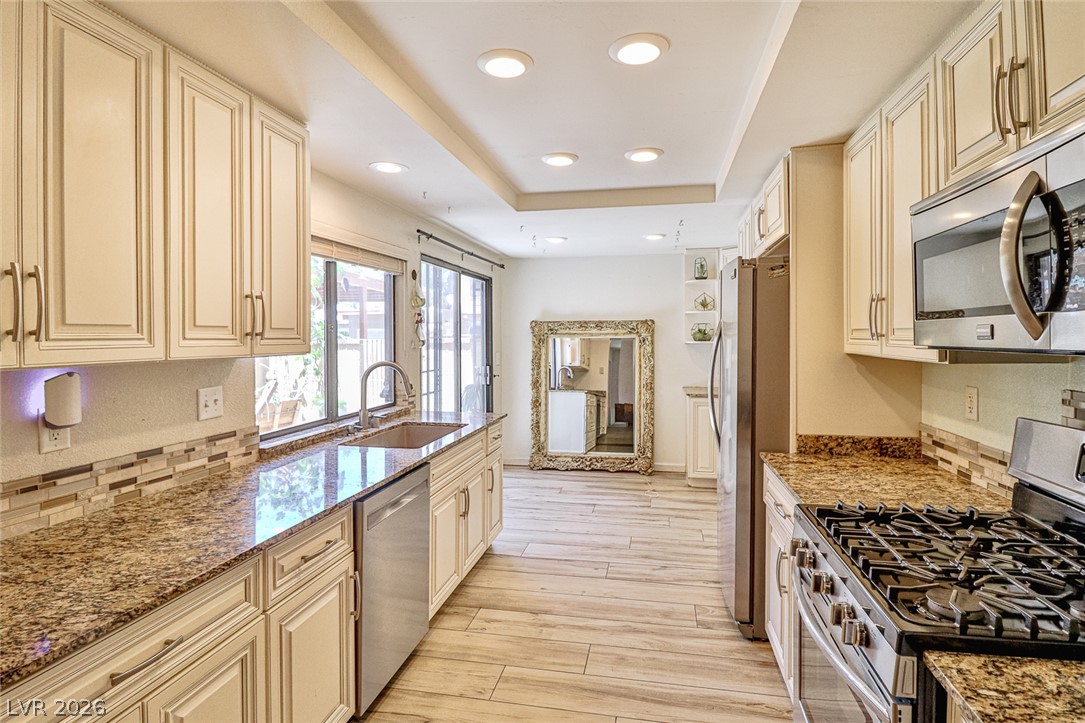 2430 Pickwick Drive Henderson NV 89014