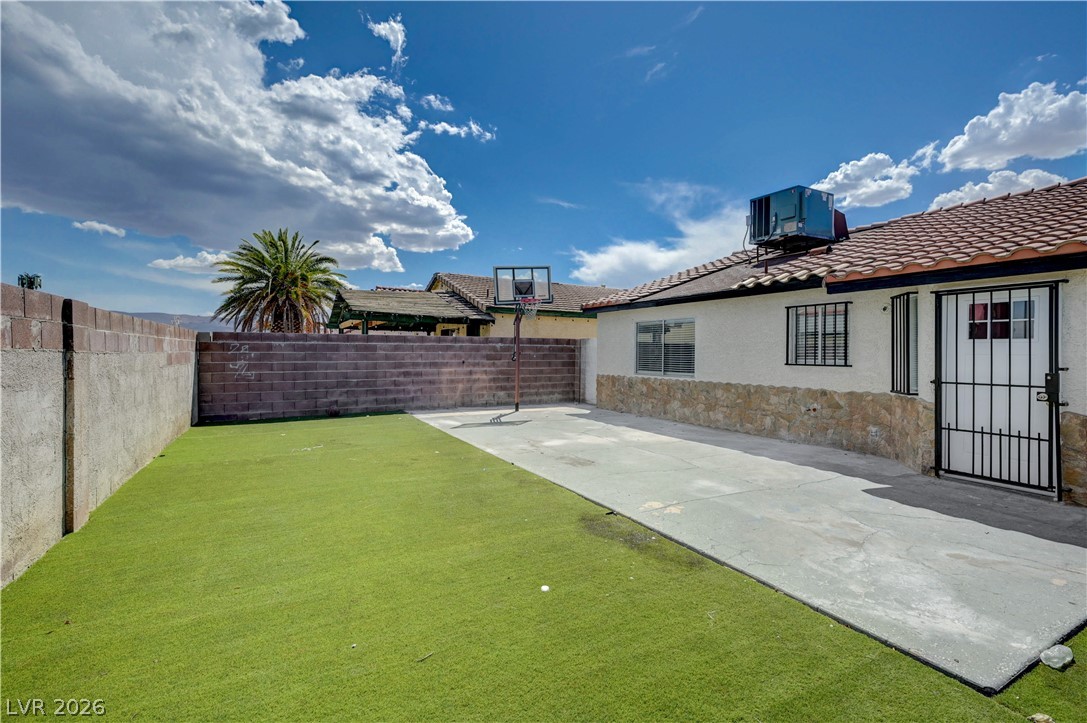 557 Chandler Street Henderson NV 89014