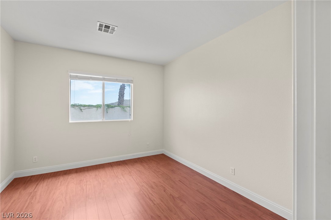 4512 Dawn Peak Street Las Vegas NV 89129
