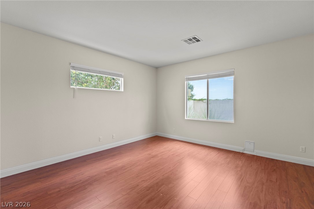 4512 Dawn Peak Street Las Vegas NV 89129