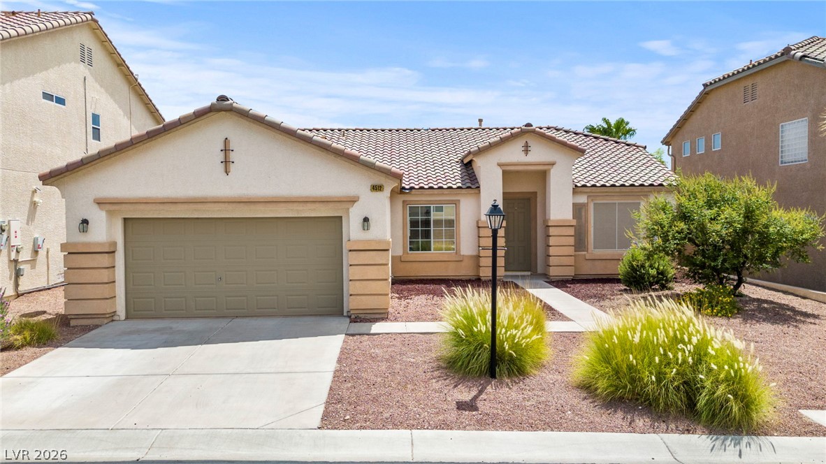 4512 Dawn Peak Street Las Vegas NV 89129