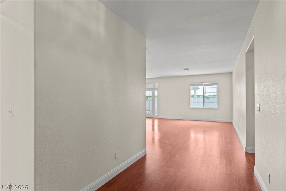 4512 Dawn Peak Street Las Vegas NV 89129