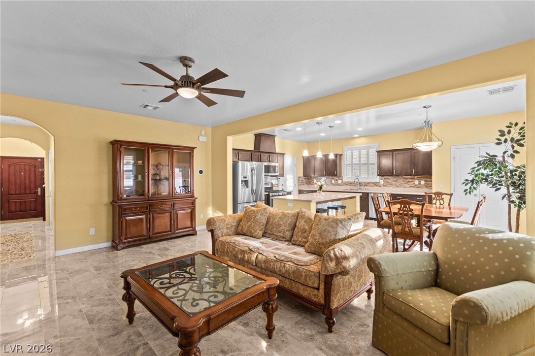 931 Via Del Campo Henderson NV 89011