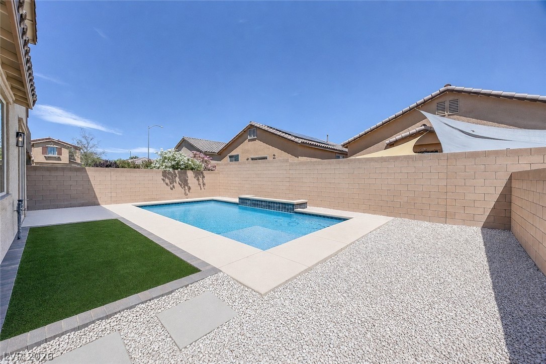992 Cliff Castle Avenue North Las Vegas NV 89081