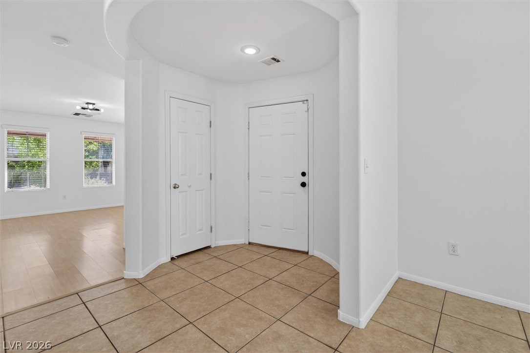 5629 Vassar Meadow Street Las Vegas NV 89148