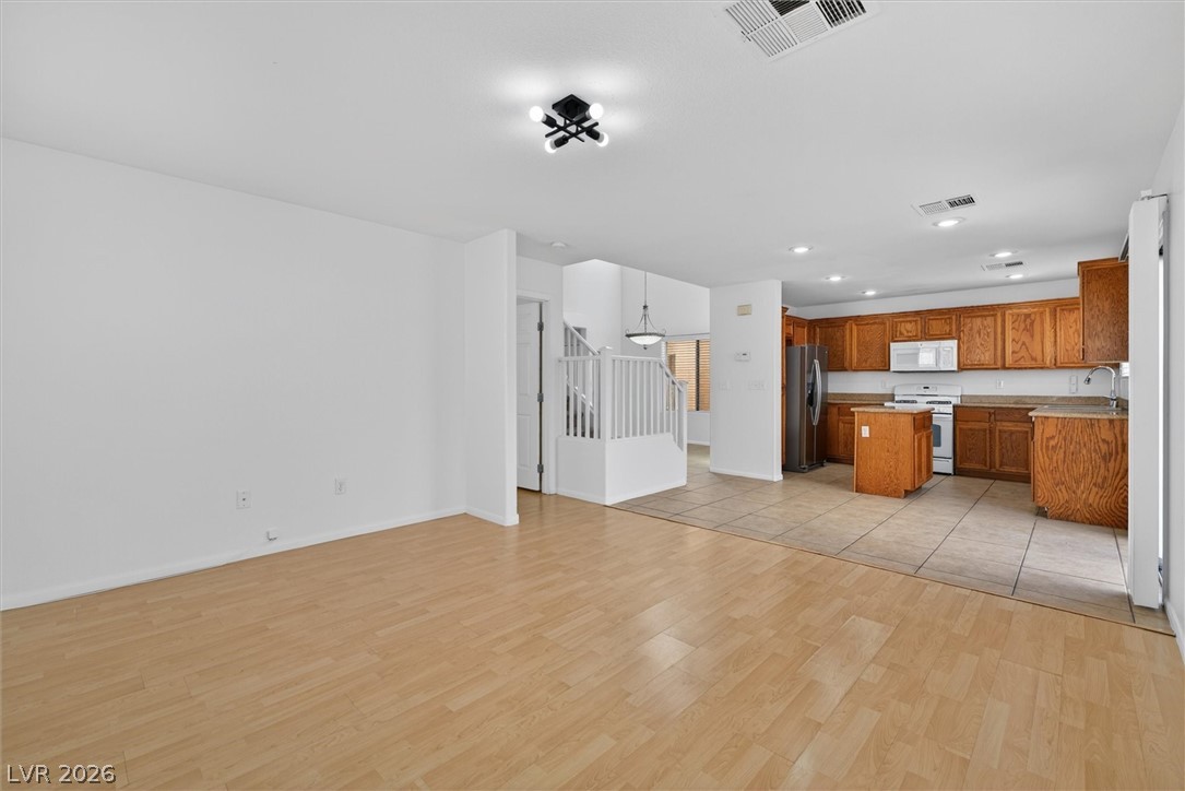 5629 Vassar Meadow Street Las Vegas NV 89148