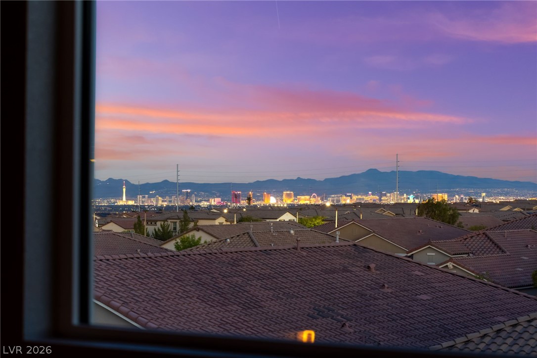 10447 Vanhoy Crest Avenue Las Vegas NV 89166