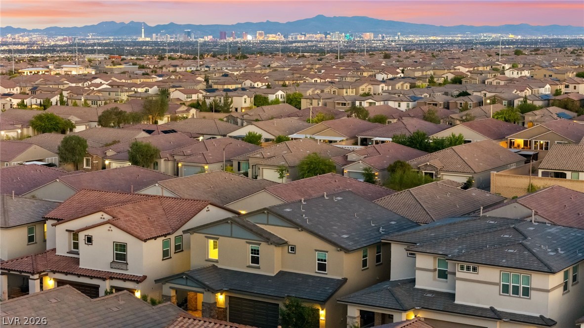 10447 Vanhoy Crest Avenue Las Vegas NV 89166