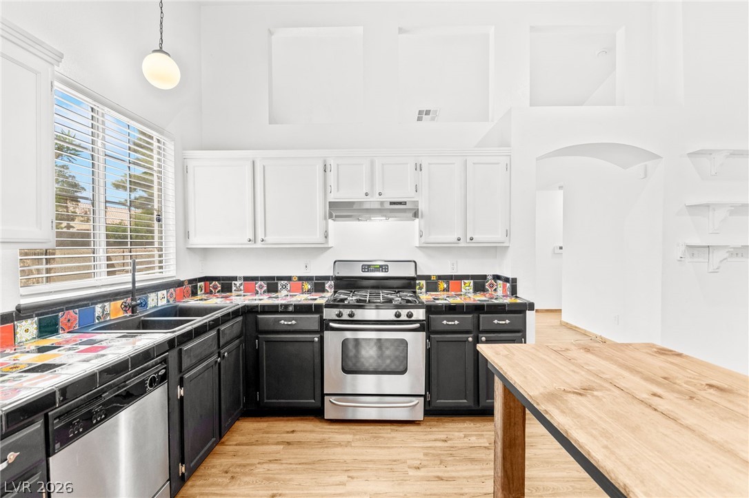 7749 Kasmere Falls Drive Las Vegas NV 89149