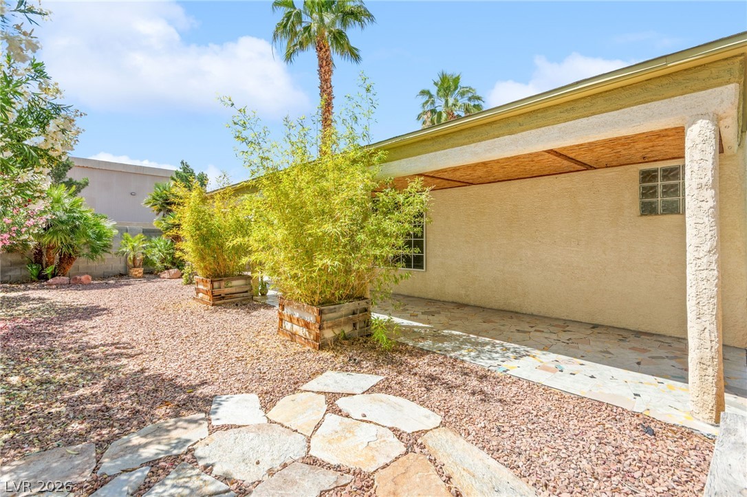 7749 Kasmere Falls Drive Las Vegas NV 89149