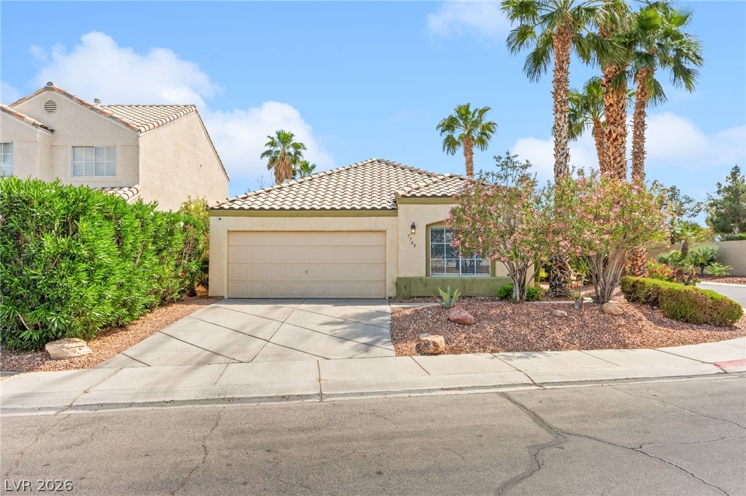 7749 Kasmere Falls Drive Las Vegas NV 89149