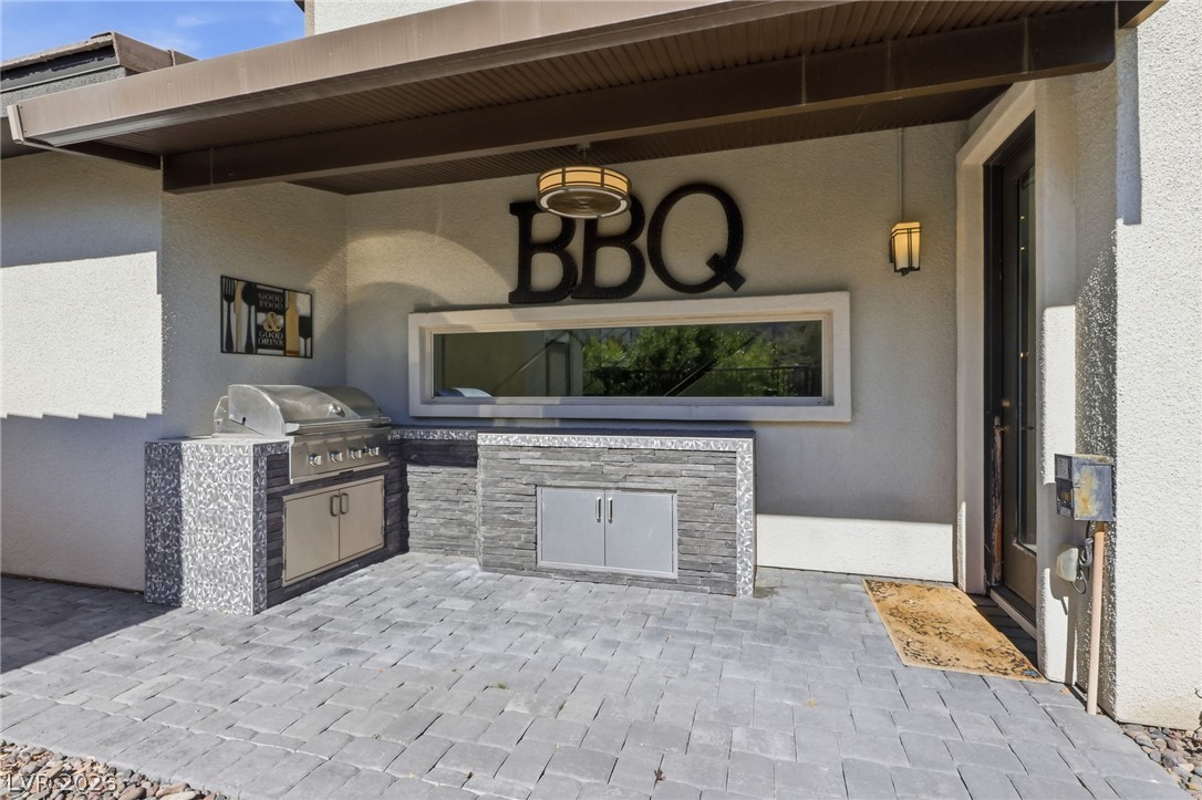 6044 Andezano Drive Las Vegas NV 89135