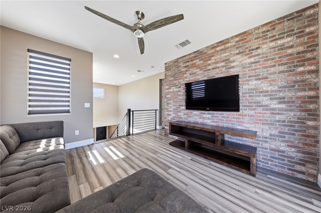 6044 Andezano Drive Las Vegas NV 89135
