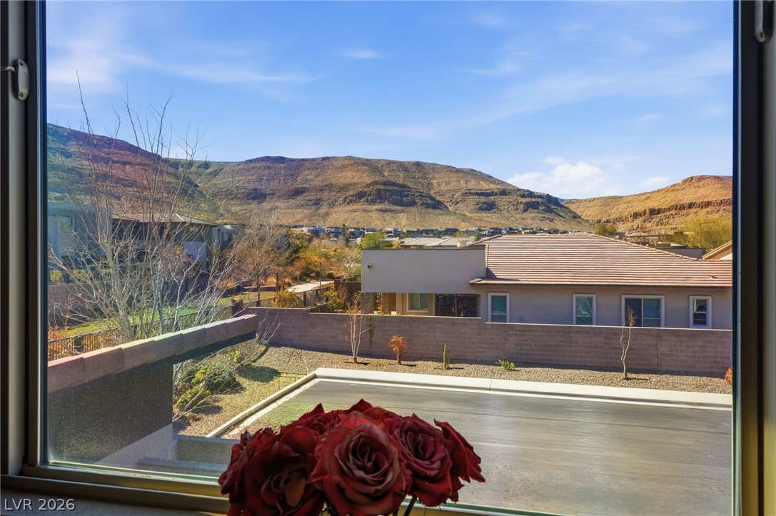 6044 Andezano Drive Las Vegas NV 89135