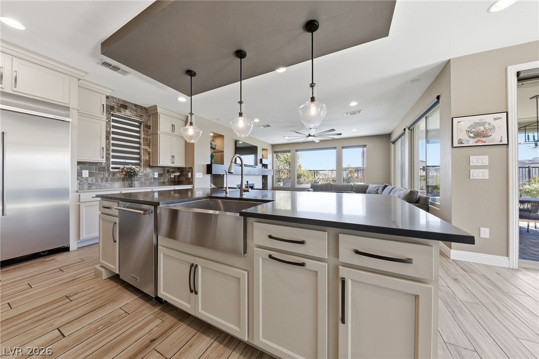 6044 Andezano Drive Las Vegas NV 89135