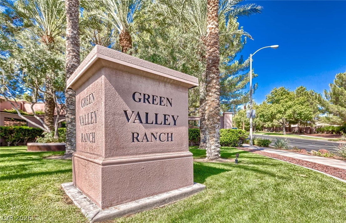 1933 Falcons Lair Lane Henderson NV 89012