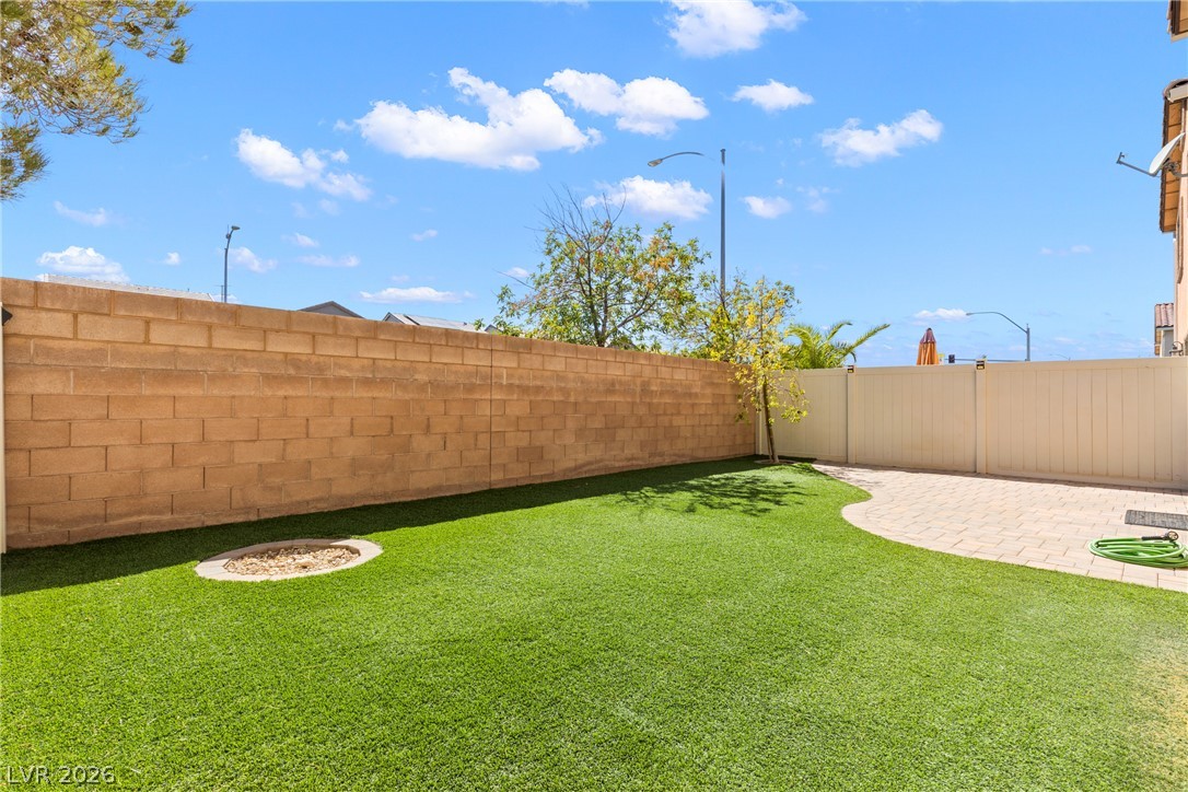 6521 Alfalfa Ridge Avenue Las Vegas NV 89141