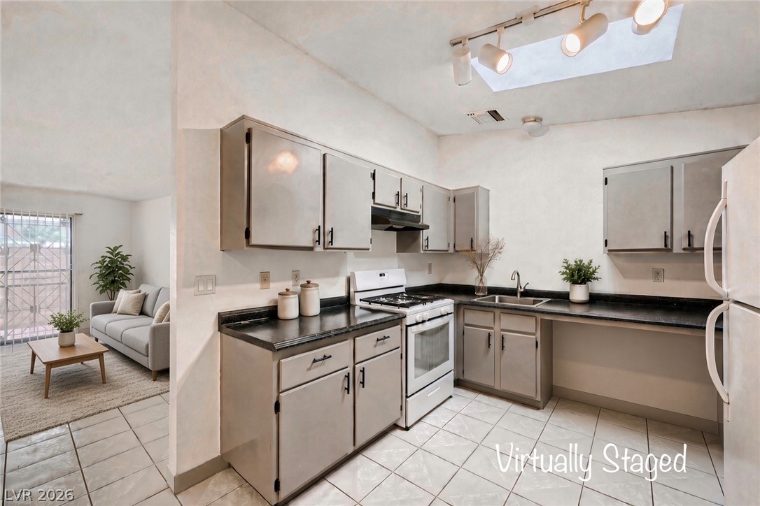 1918 North West King Hill Street Las Vegas NV 89106