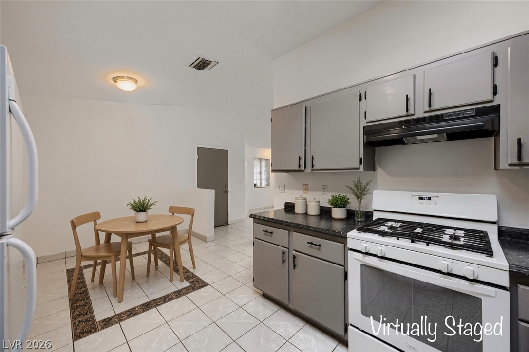1918 North West King Hill Street Las Vegas NV 89106