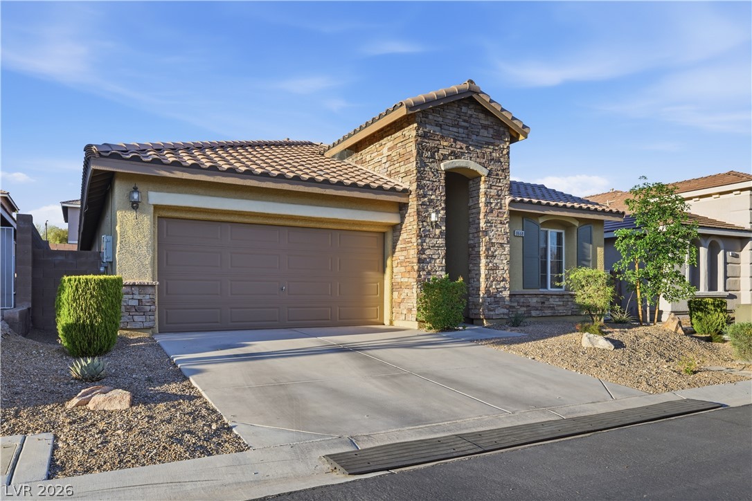 8668 Wade Lake Avenue Las Vegas NV 89178