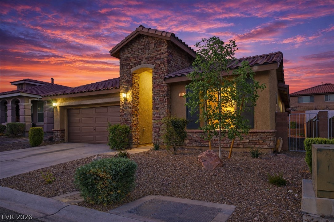 8668 Wade Lake Avenue Las Vegas NV 89178