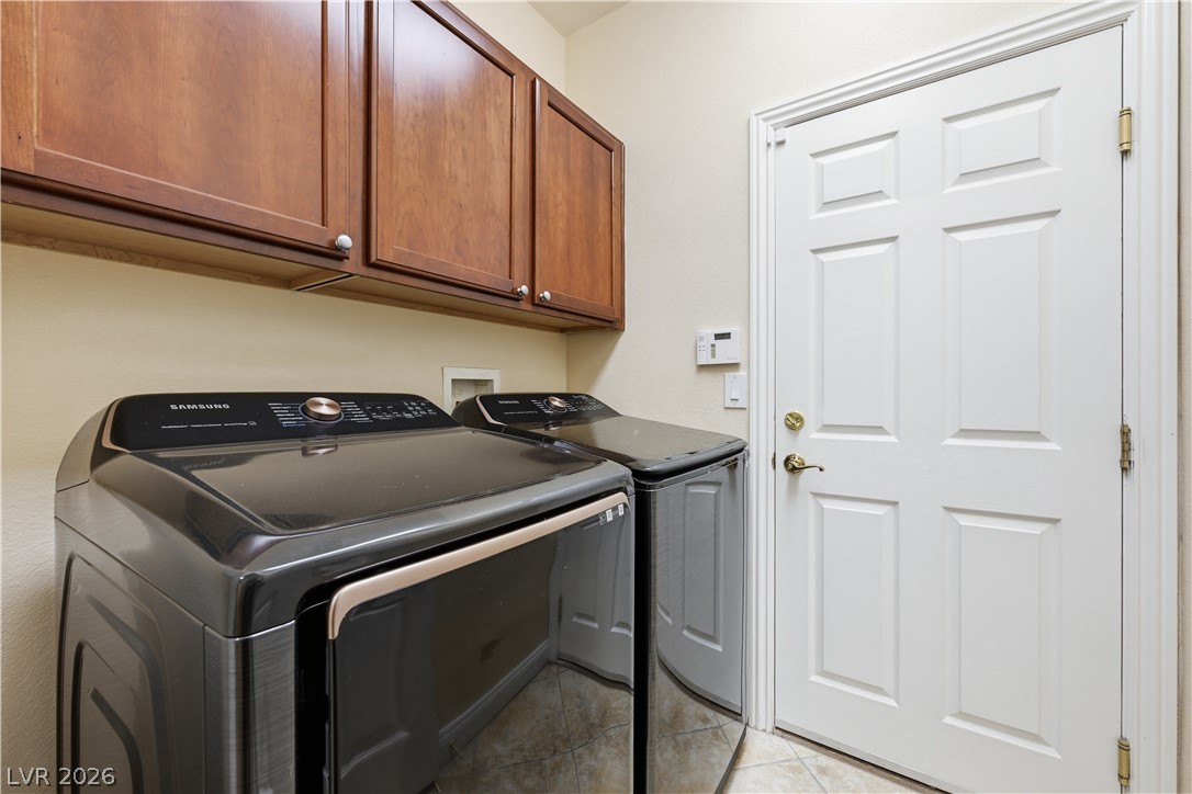 8668 Wade Lake Avenue Las Vegas NV 89178