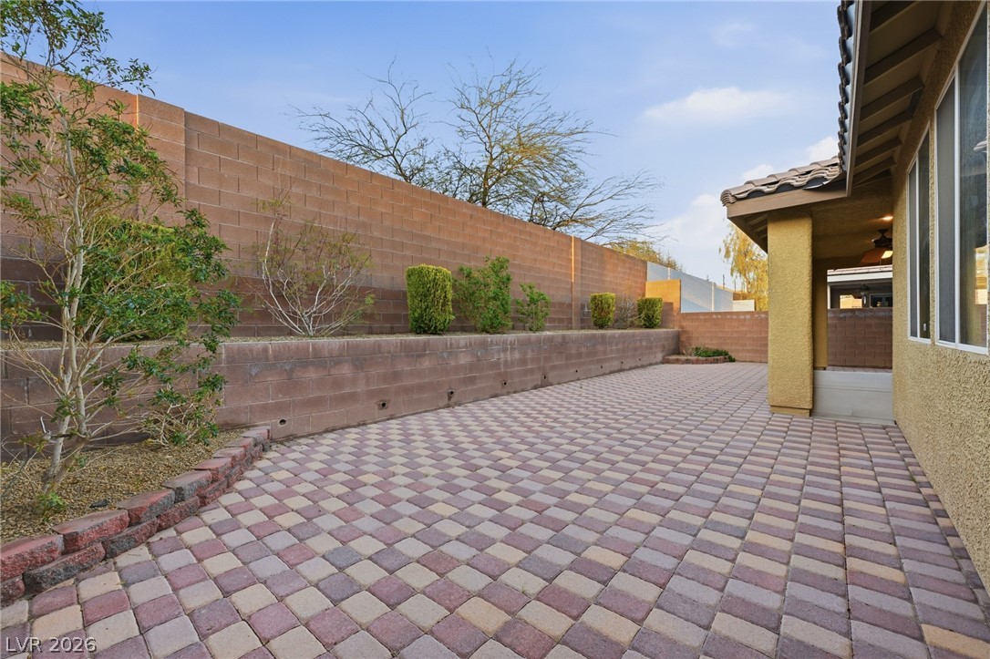 8668 Wade Lake Avenue Las Vegas NV 89178