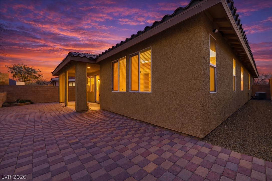 8668 Wade Lake Avenue Las Vegas NV 89178