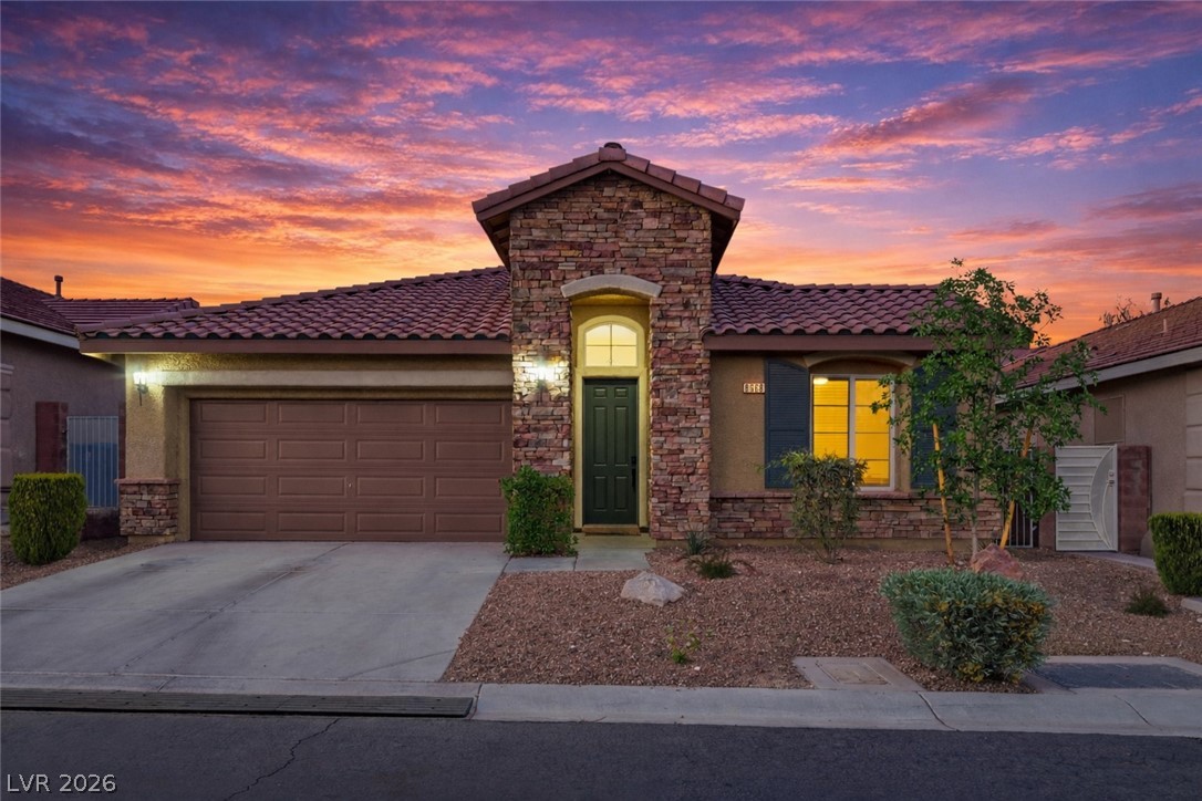 8668 Wade Lake Avenue Las Vegas NV 89178