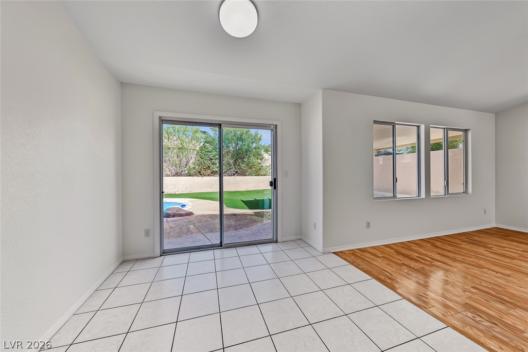 6248 Dundee Port Avenue Las Vegas NV 89110