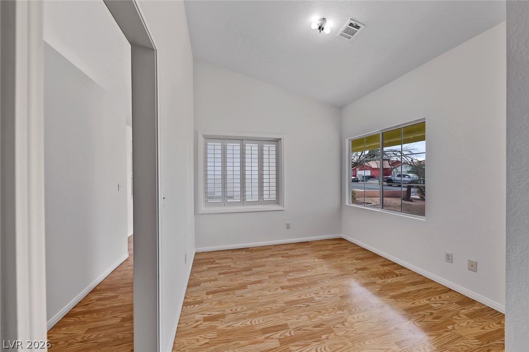 6248 Dundee Port Avenue Las Vegas NV 89110