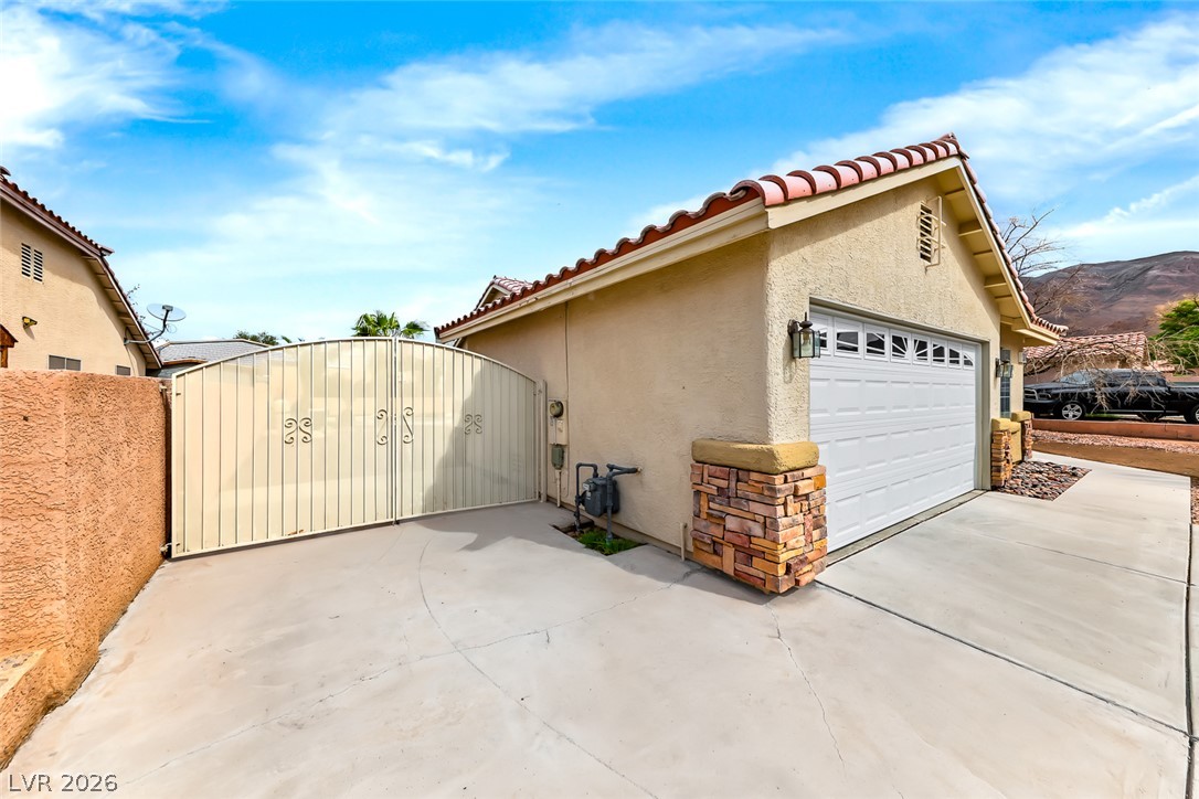 6248 Dundee Port Avenue Las Vegas NV 89110
