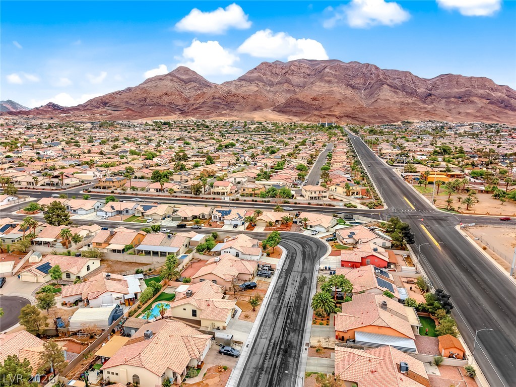 6248 Dundee Port Avenue Las Vegas NV 89110
