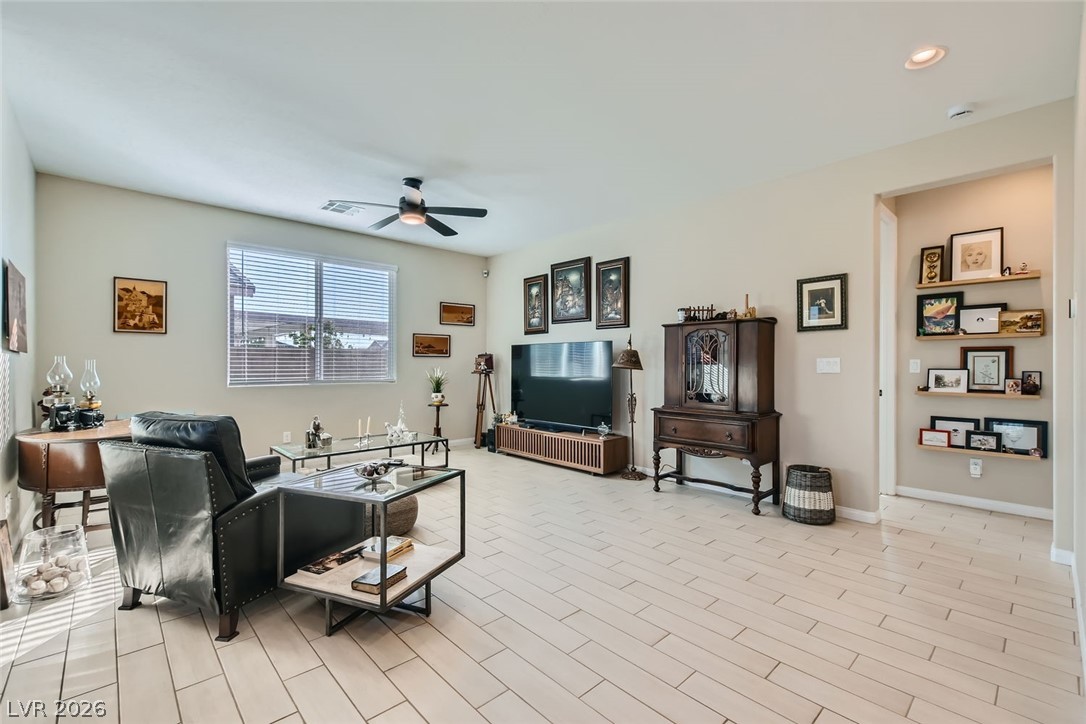 6350 Carsey Crest Street North Las Vegas NV 89031