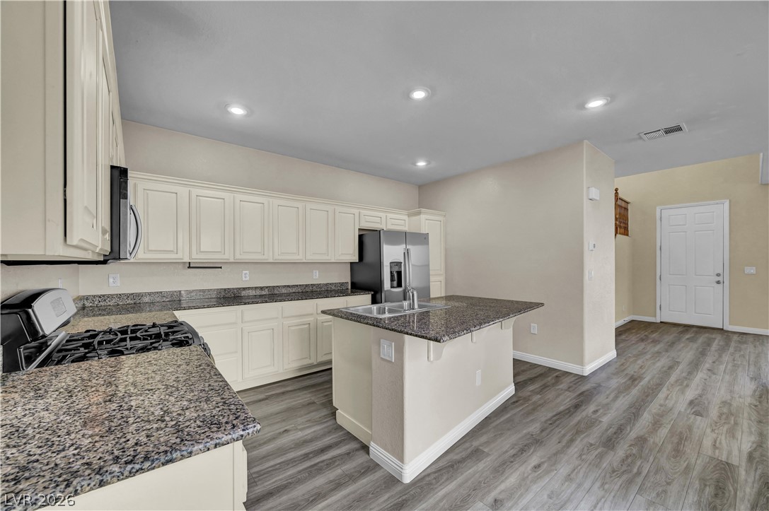 12052 Hathaway Pines Lane Las Vegas NV 89138