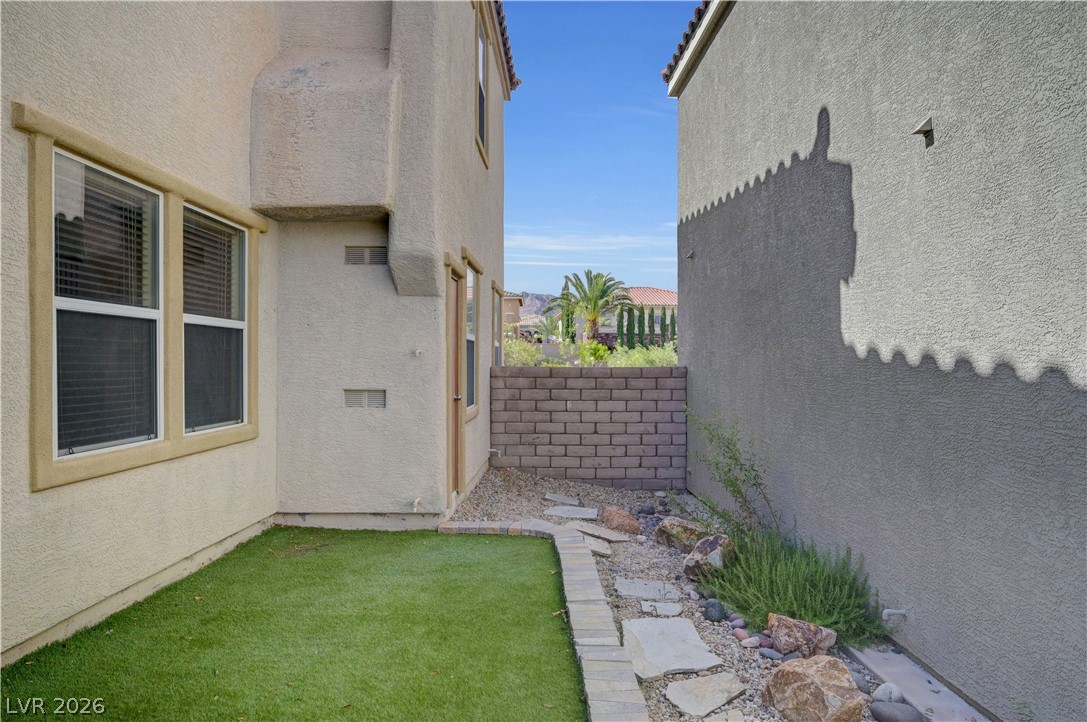 12052 Hathaway Pines Lane Las Vegas NV 89138