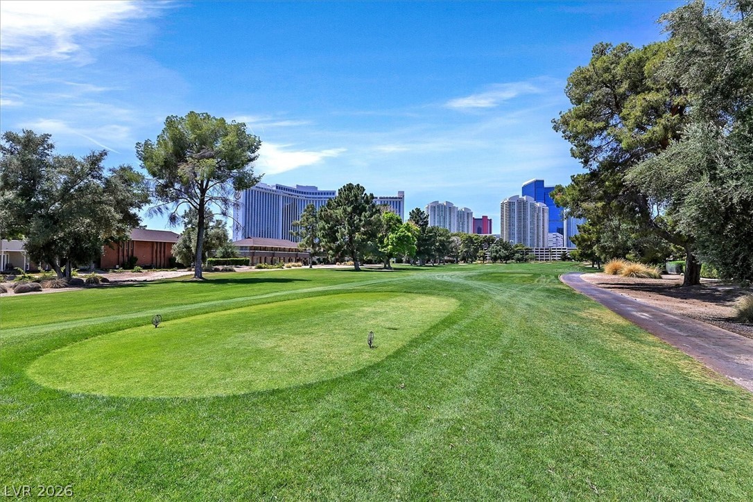 692 Tam O Shanter Las Vegas NV 89109
