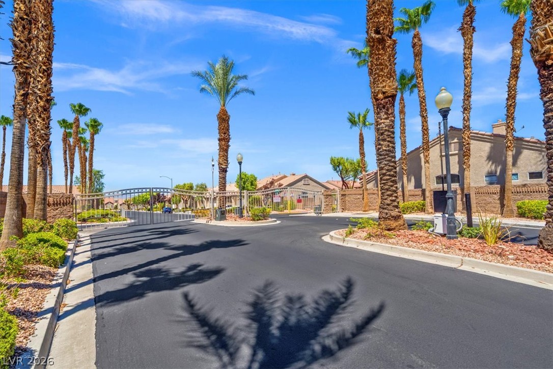 9641 Meeks Bay Avenue Las Vegas NV 89148