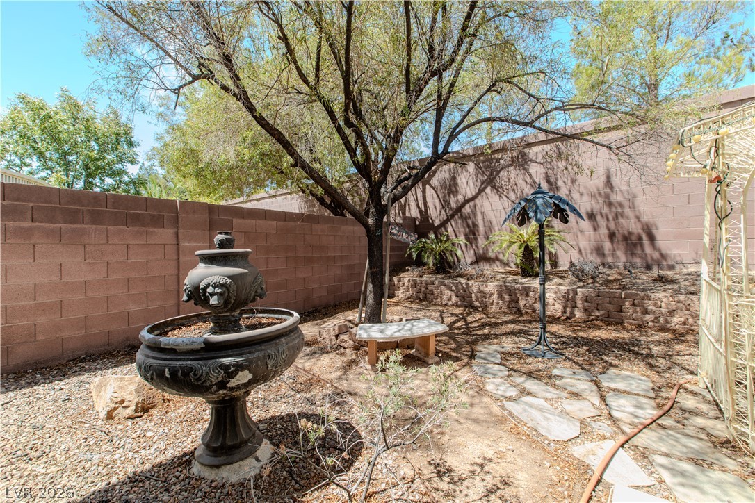8029 Avalon Mist Street Las Vegas NV 89139