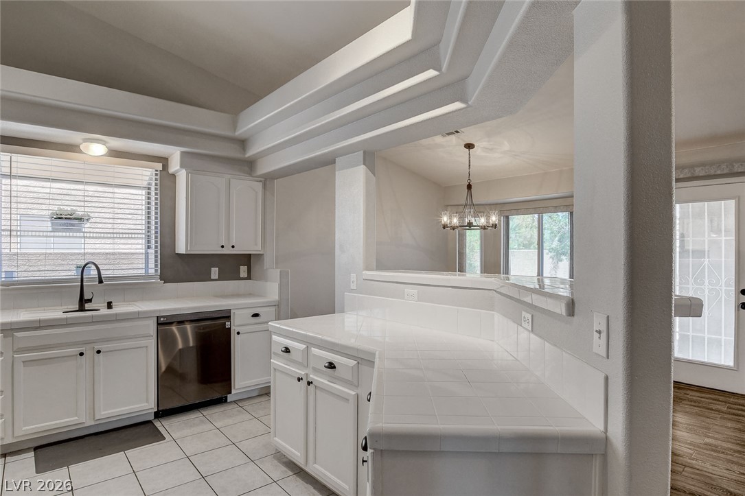 5712 Silver Belle Street Las Vegas NV 89149