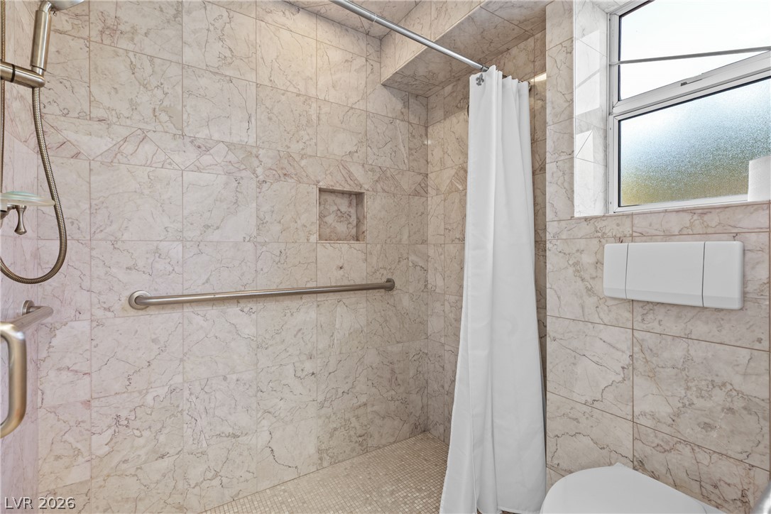 8821 Sandspring Drive Las Vegas NV 89134