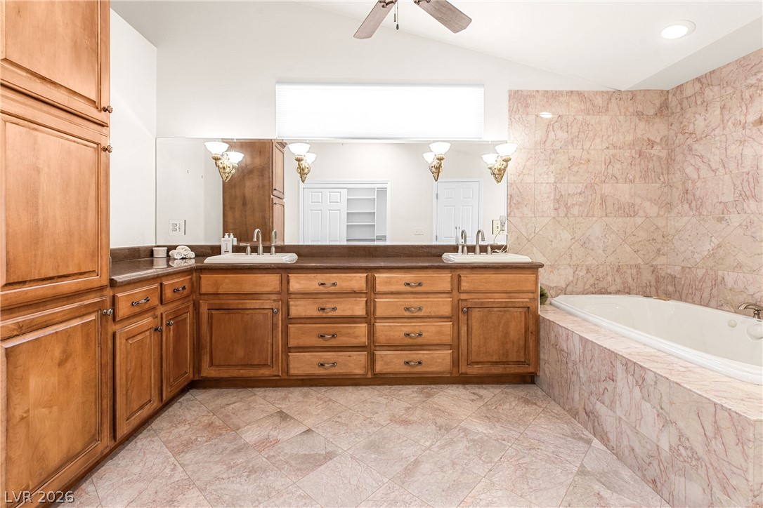 8821 Sandspring Drive Las Vegas NV 89134