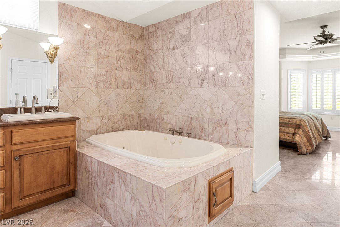 8821 Sandspring Drive Las Vegas NV 89134
