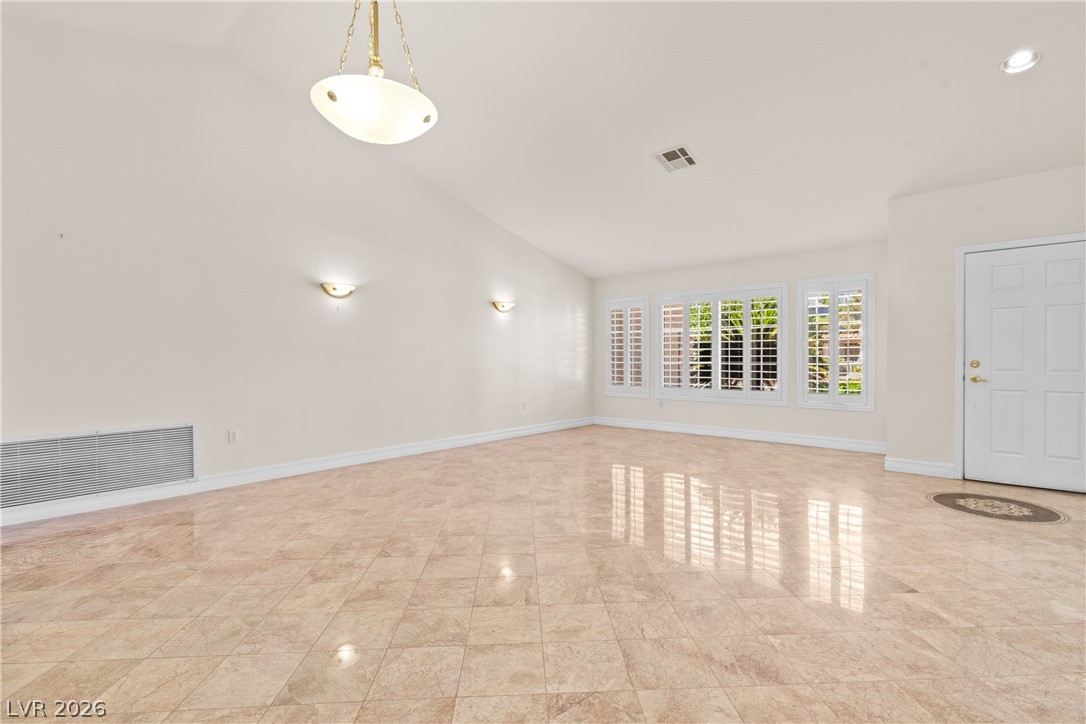 8821 Sandspring Drive Las Vegas NV 89134
