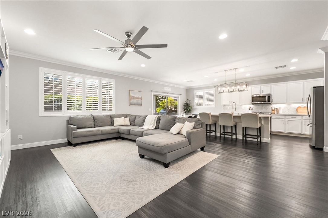 279 Walkinshaw Avenue Las Vegas NV 89148