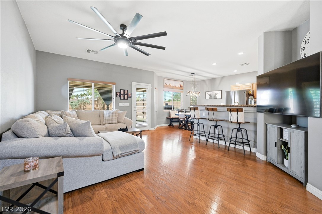 6053 Sea Cliff Cove Street North Las Vegas NV 89031